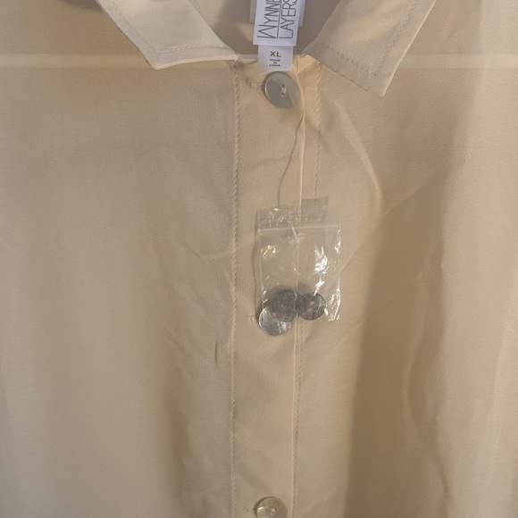 Light Tan Sheer Button-Front Jacket - Picture 3 of 5